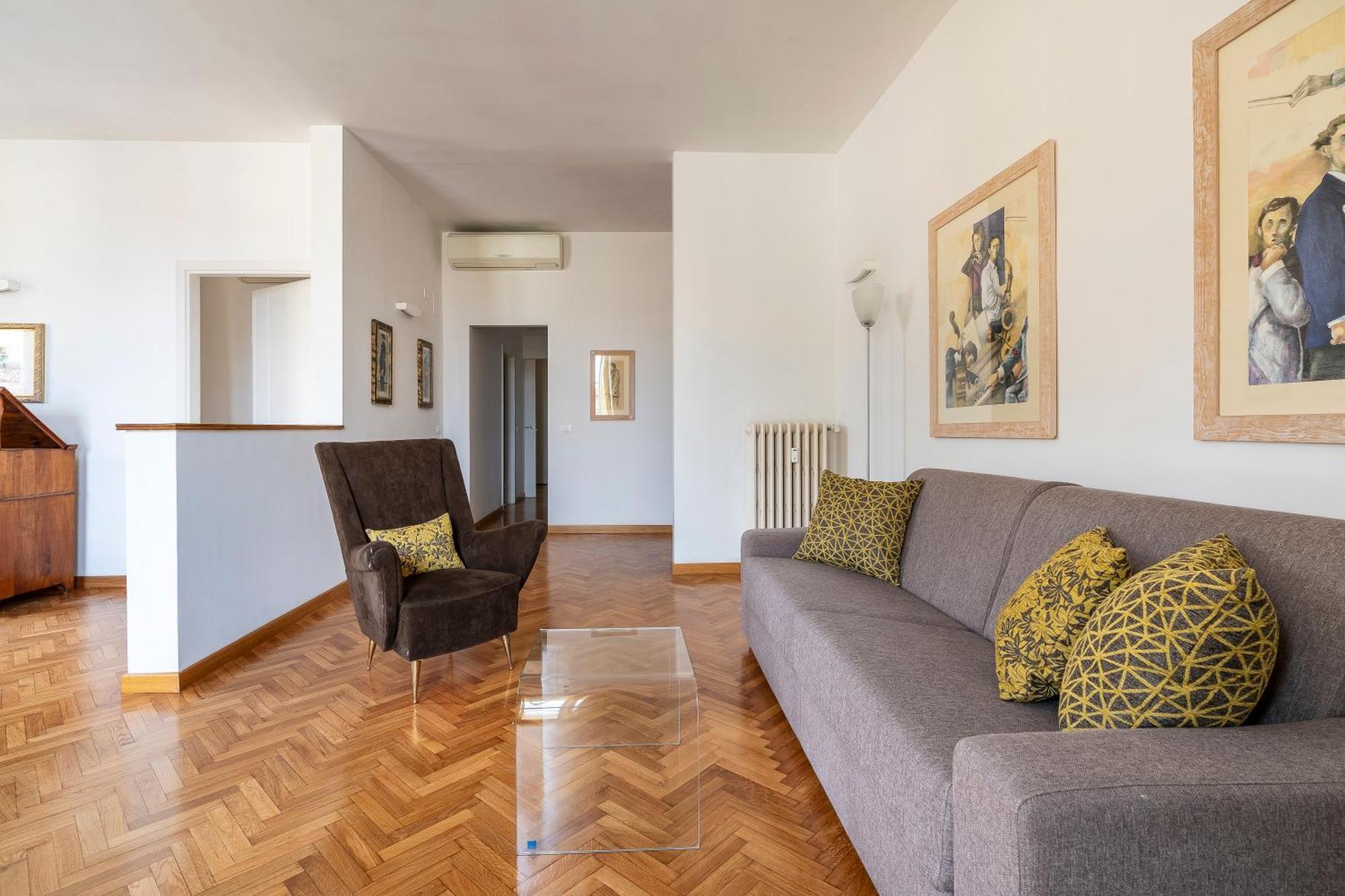 Malenchini, Apartamento *